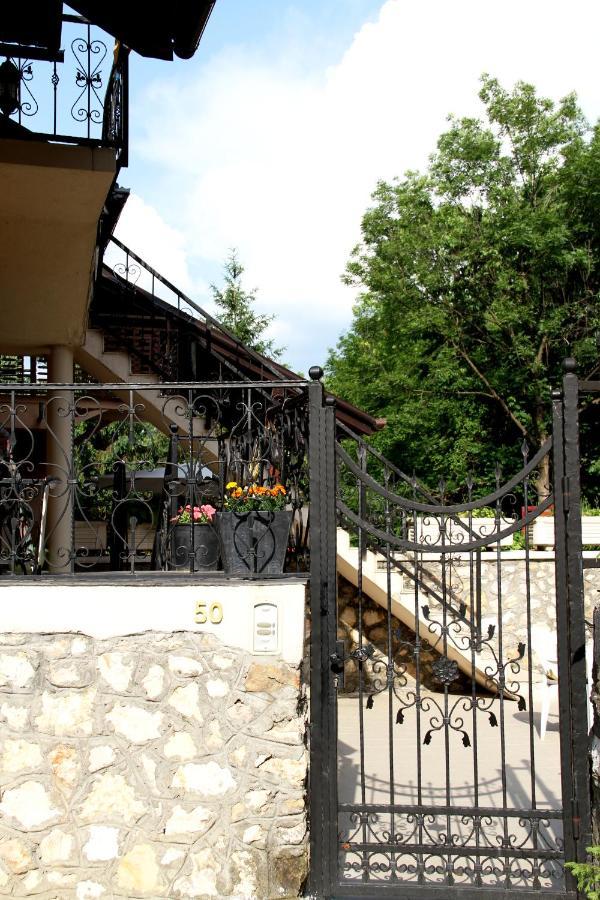 Downtown Green Oasis Apartments Saraybosna Dış mekan fotoğraf